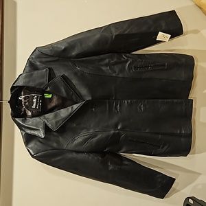 LADIES LEATHER JACKET